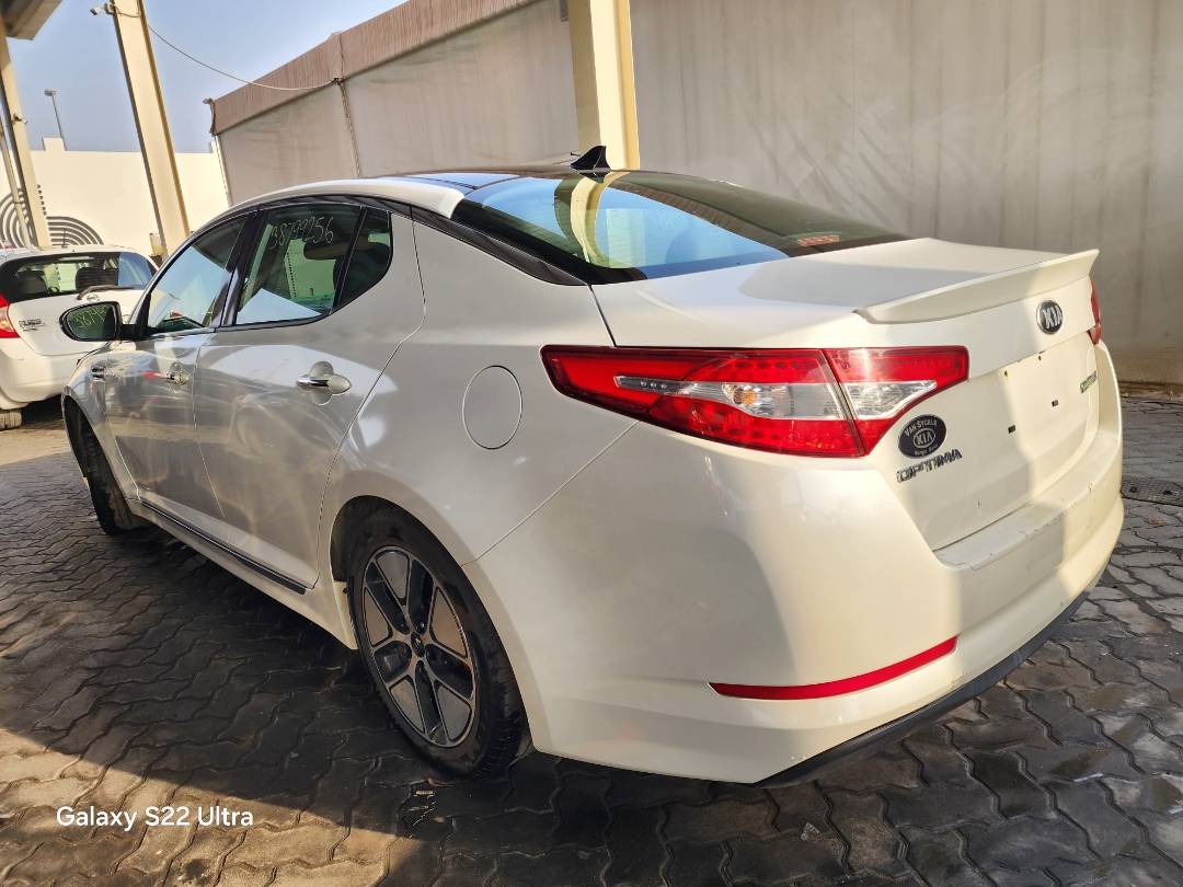 2013 KIA OPTIMA — 188762 Miles — Lot 60455 — Souq - Marhaba Auctions Used Cars - Image 4