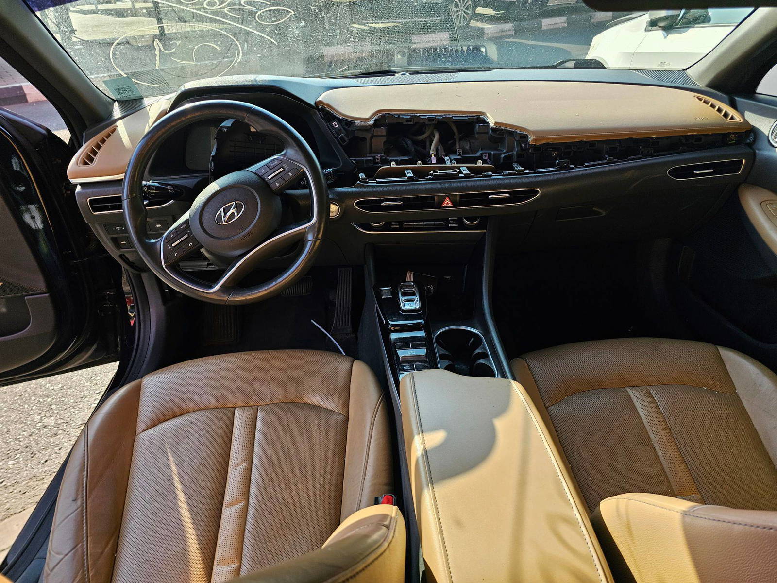 HYUNDAI SONATA 2020 - Marhaba Auction Used Cars - Image 8