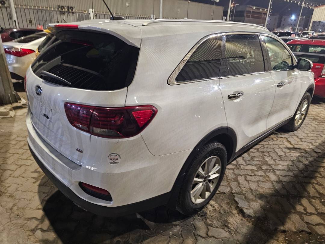 2019 KIA SORENTO — 236181 KM — Lot 2KG455360 — Main - Marhaba Auctions Used Cars - Image 5