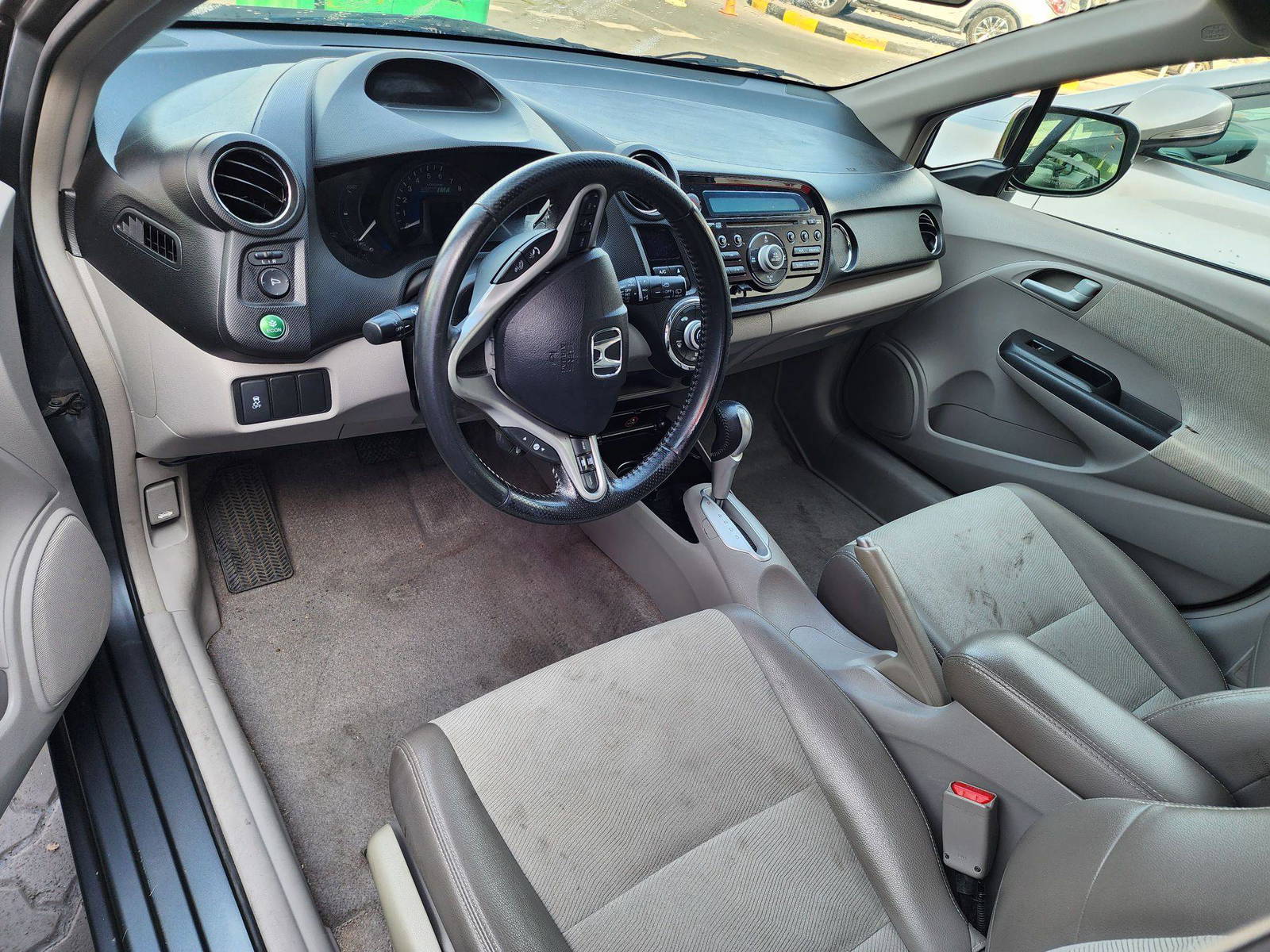 2013 HONDA INSIGHT — 260197 Miles — Lot 37470058 - Marhaba Auctions Used Cars - Image 4
