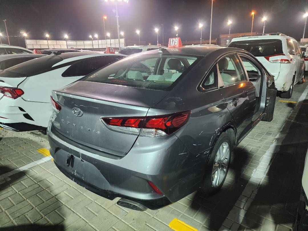 HYUNDAI SONATA SPORT