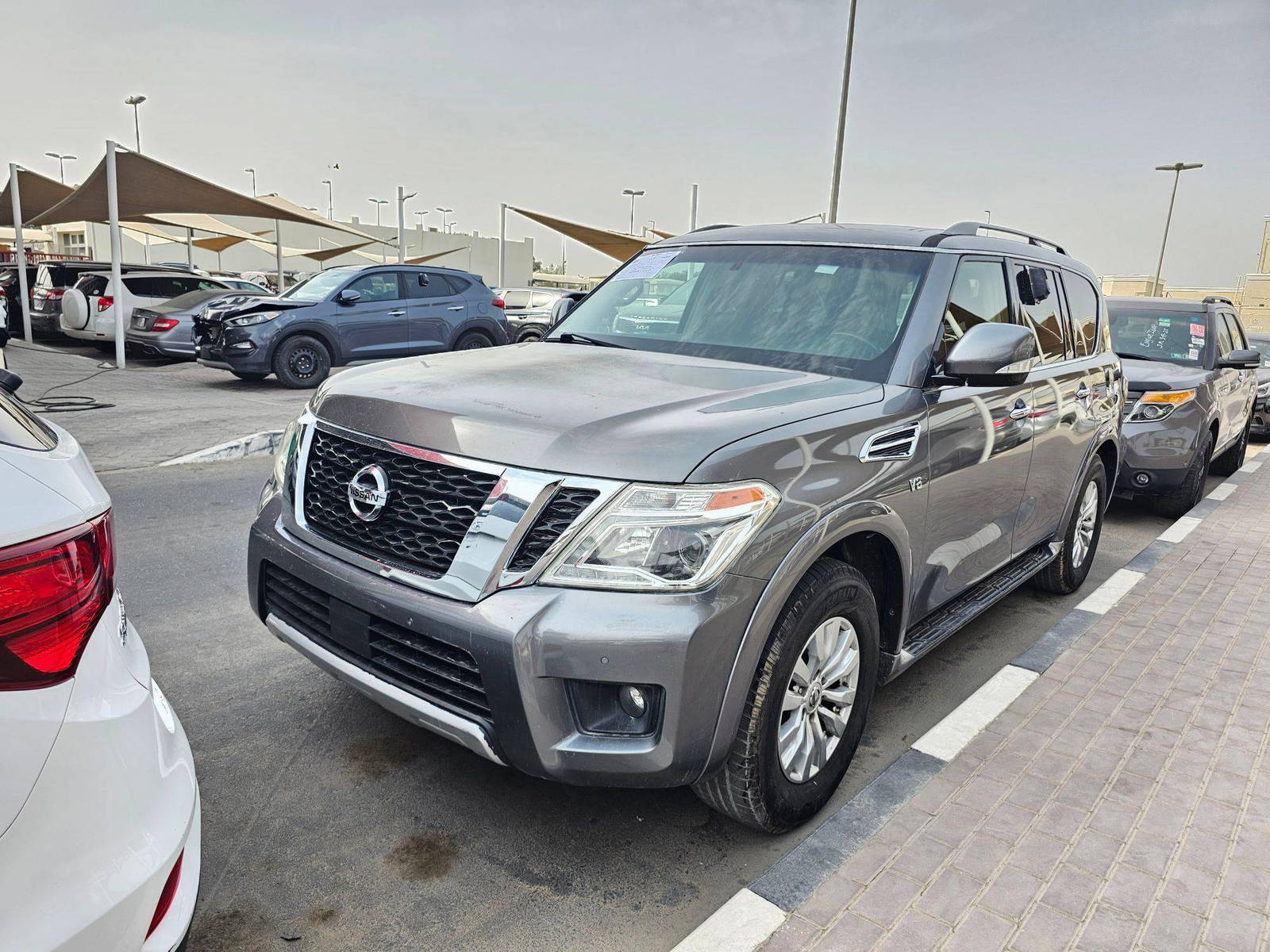 2017 NISSAN ARMADA — 179427 Miles — Lot 6H9002058 — Souq - Marhaba Auctions Used Cars - Image 4