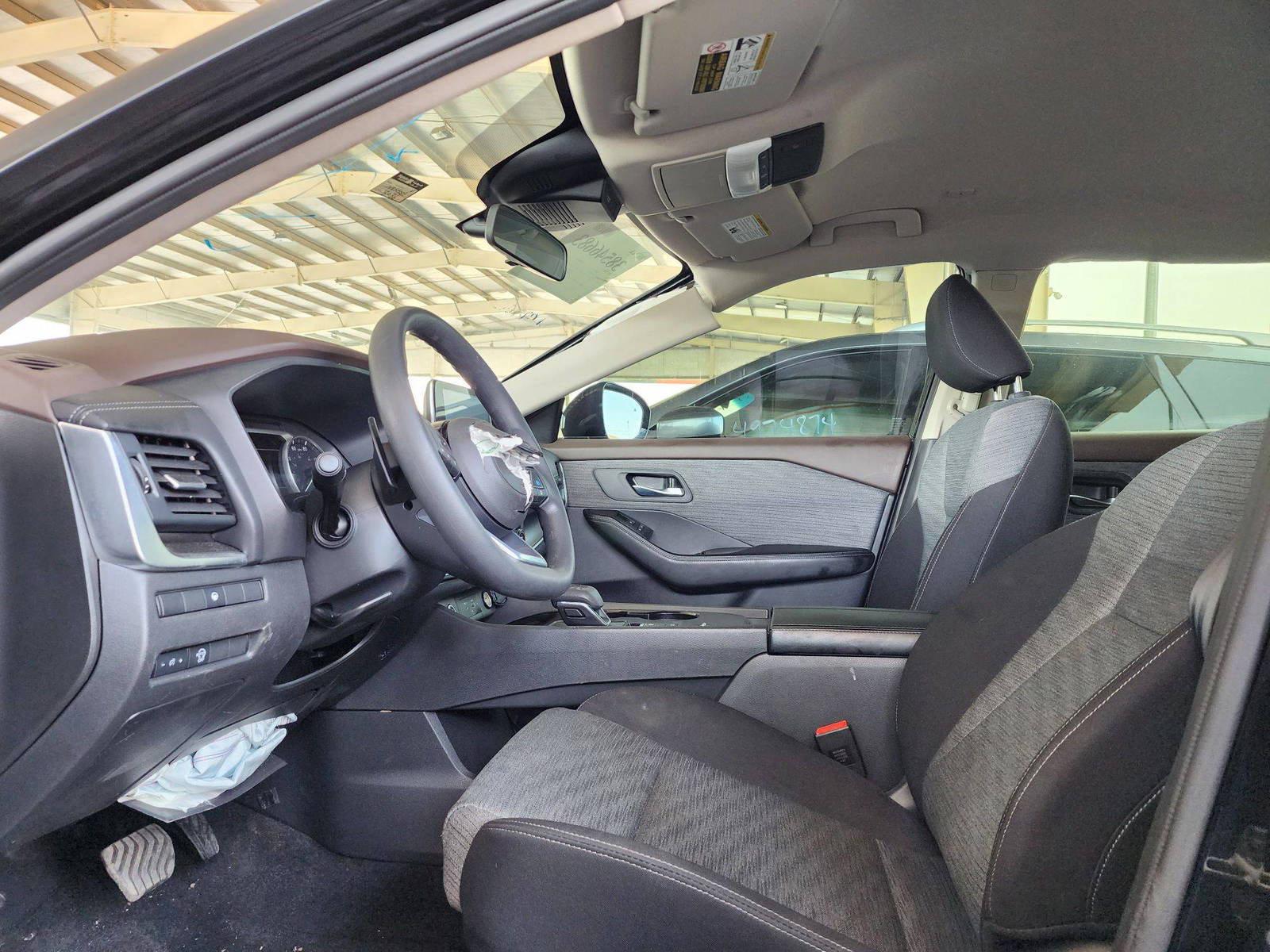 2023 NISSAN ROGUE — 8036 Miles — Lot 6322 — Main - Marhaba Auctions Used Cars - Image 8