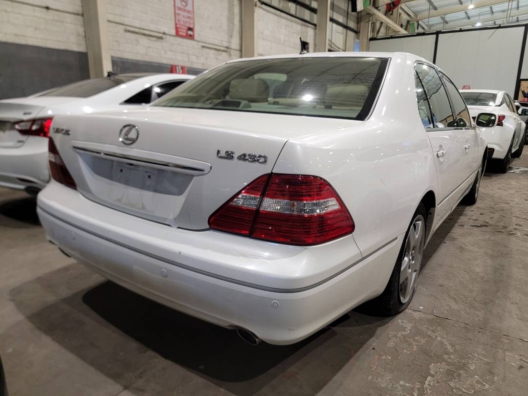 2006 LEXUS LS 430 — 187254 Miles — Lot 52013705 — Main - Marhaba Auctions Used Cars - Image 3