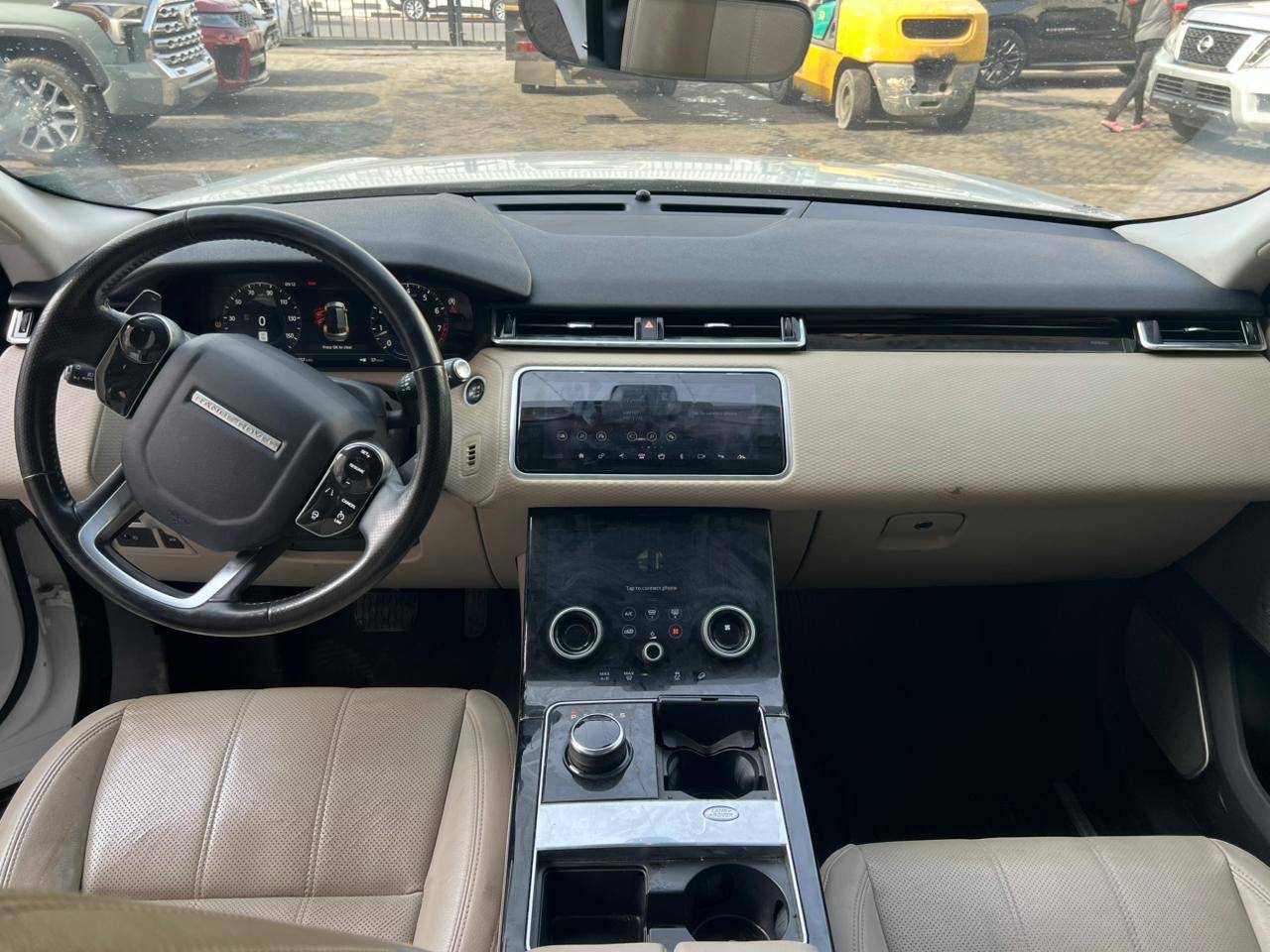 LAND ROVER RANGE ROVER VELAR 2018 - Marhaba Auction Used Cars - Image 9