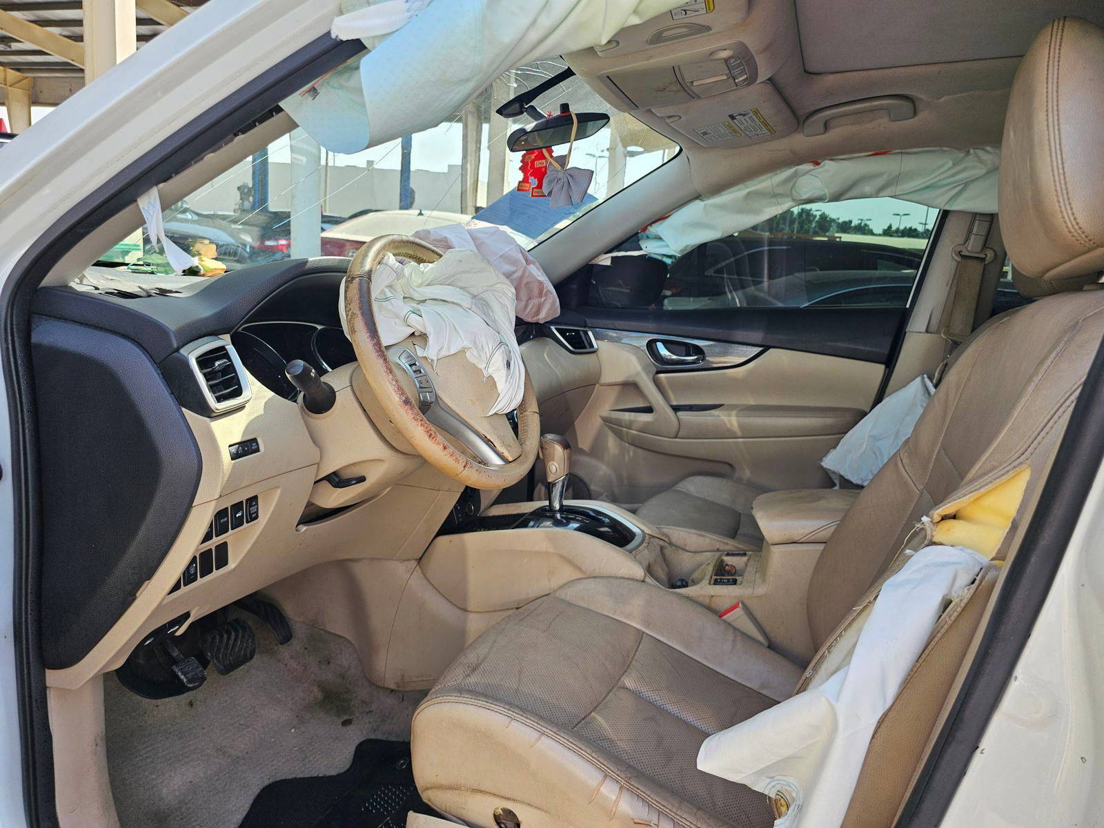 2015 NISSAN ROGUE — 178724 Miles — Lot 40545743 — Souq - Marhaba Auctions Used Cars - Image 9