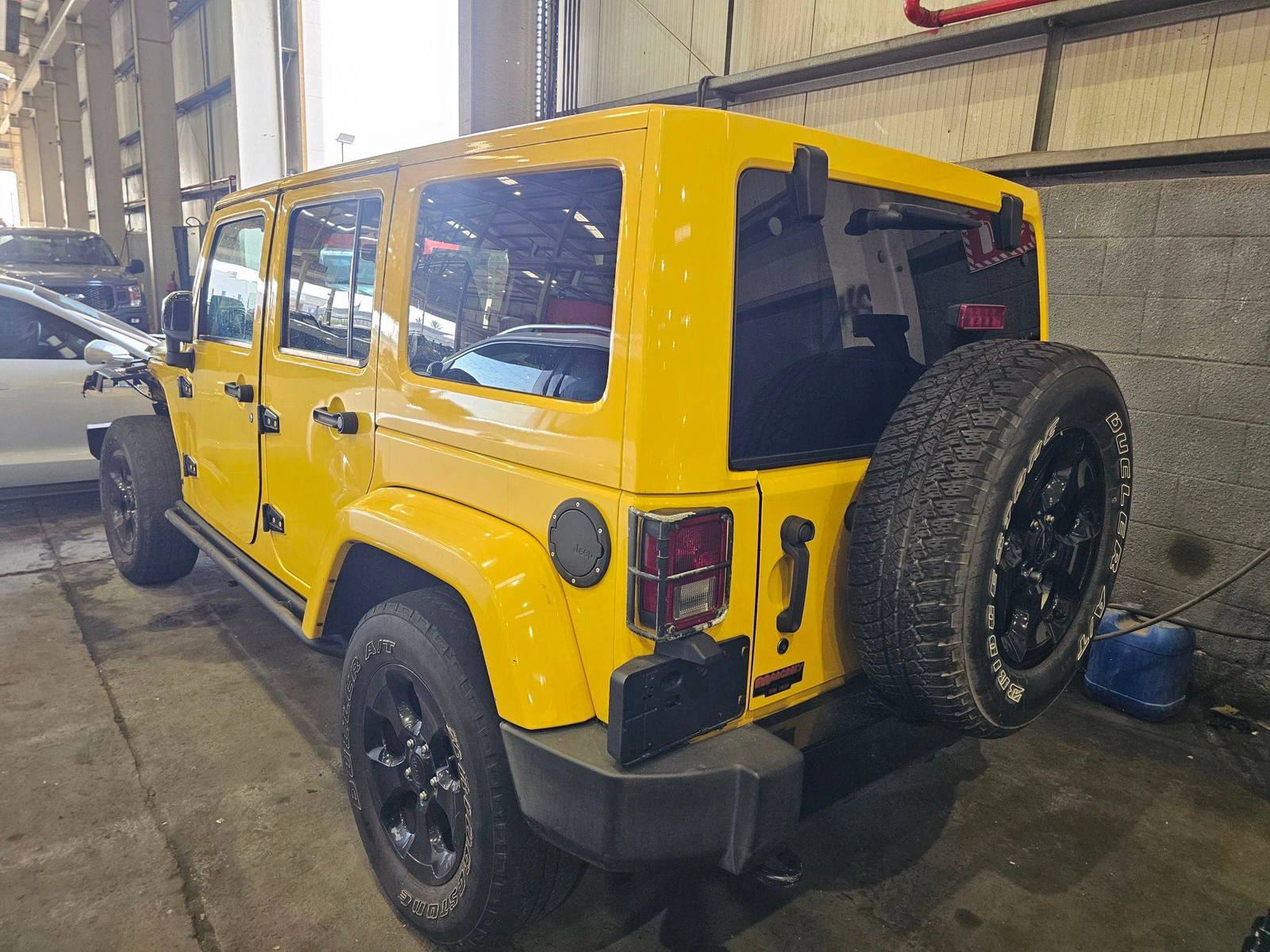 JEEP WRANGLER UNLIMITED SAHARA 2015 - Marhaba Auction Used Cars - Image 5