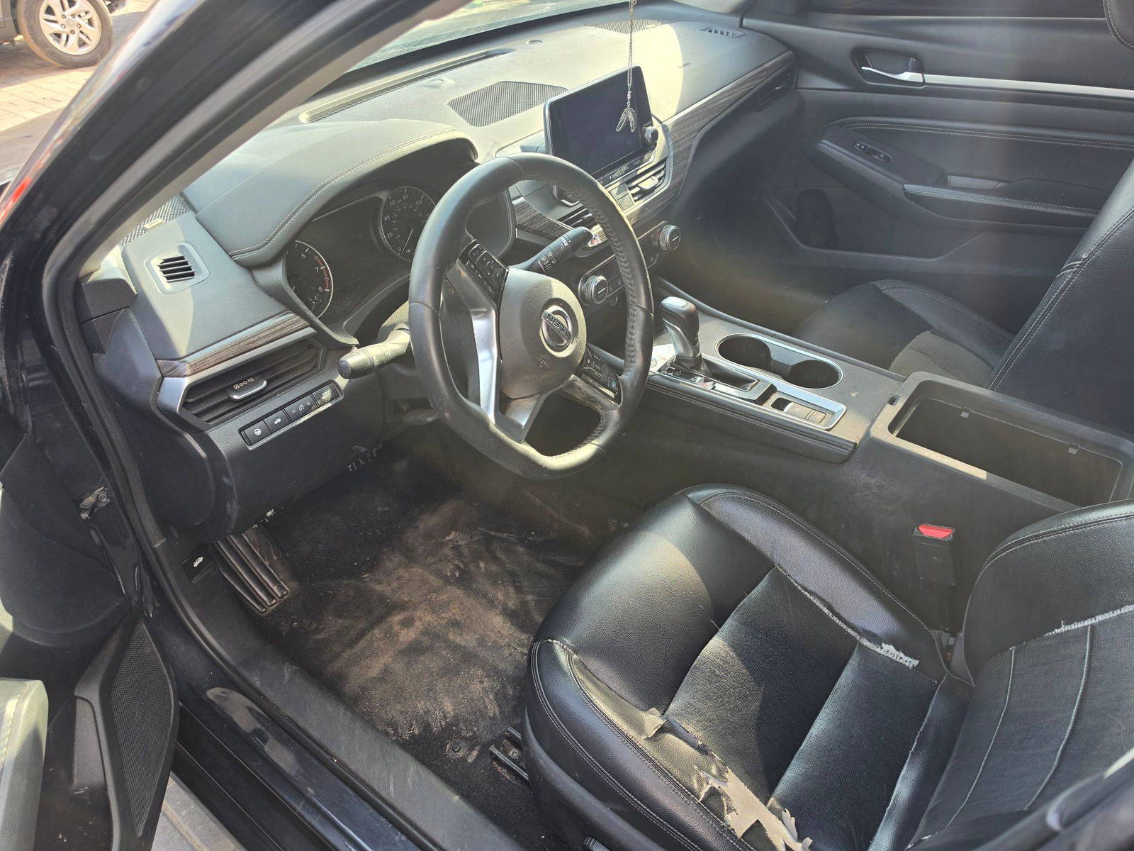 NISSAN ALTIMA 2019 - Marhaba Auction Used Cars - Image 8