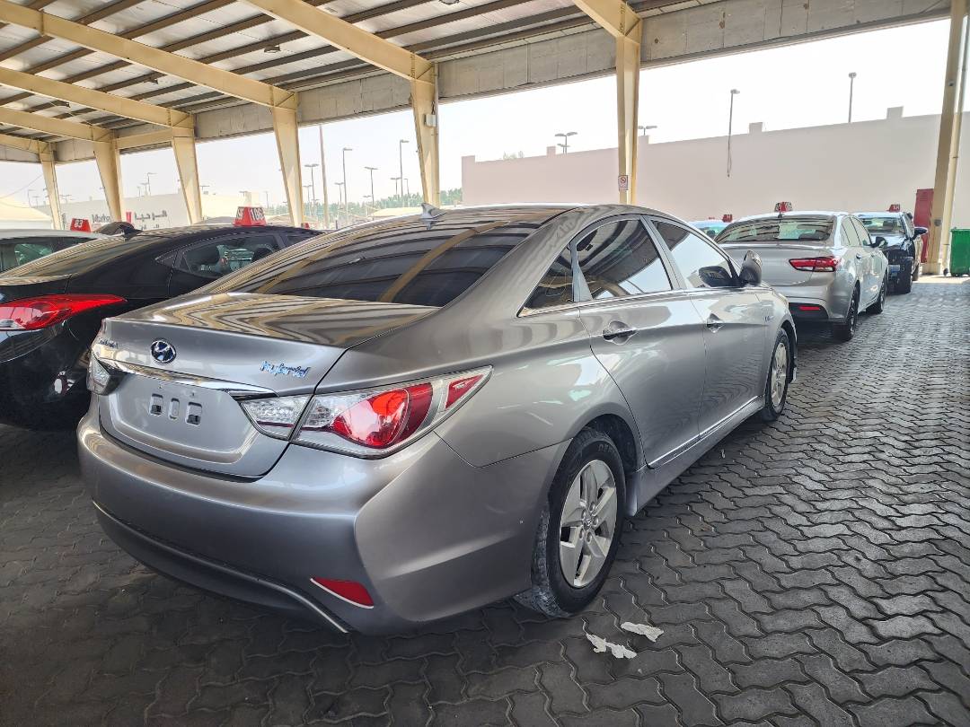 2012 HYUNDAI SONATA — 151751 Miles — Lot 60594984 — Souq - Marhaba Auctions Used Cars - Image 11