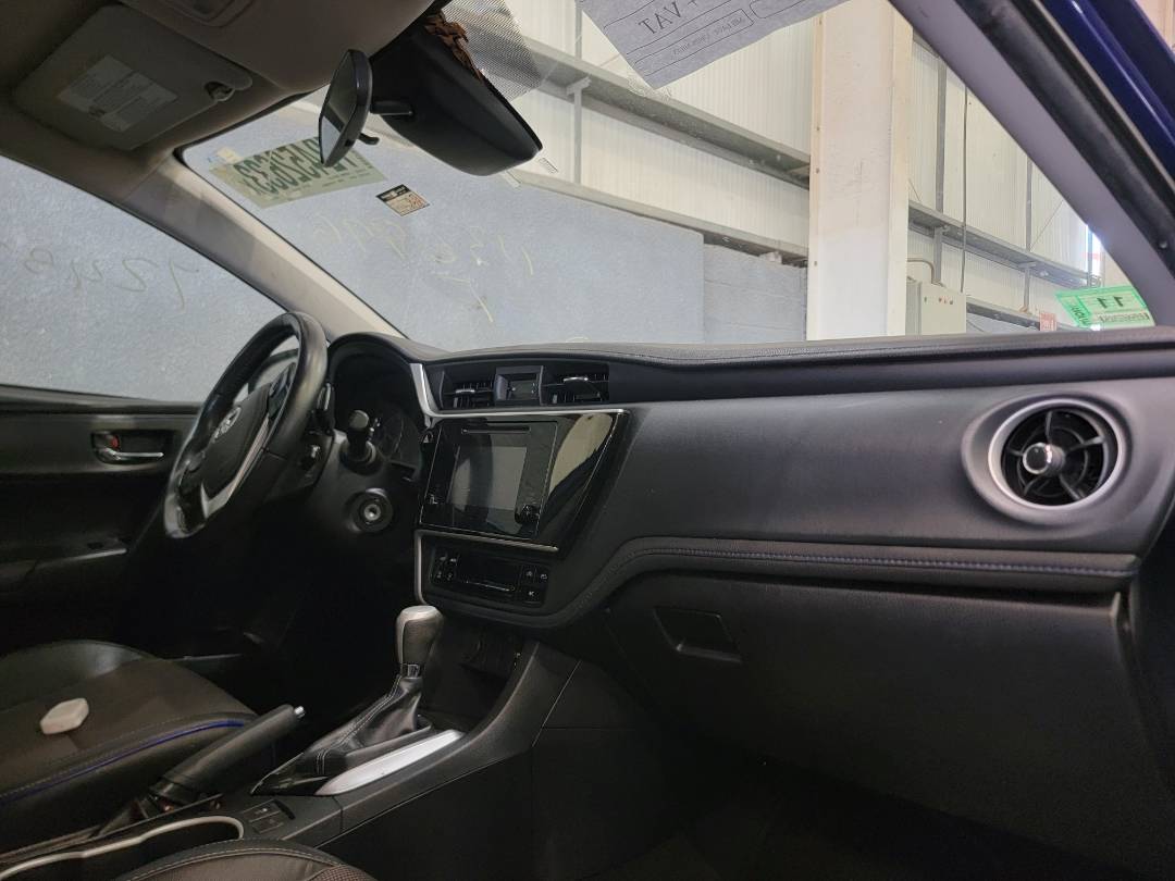 2018 TOYOTA COROLLA — 170126 Miles — Lot 72452633 — Main - Marhaba Auctions Used Cars - Image 6