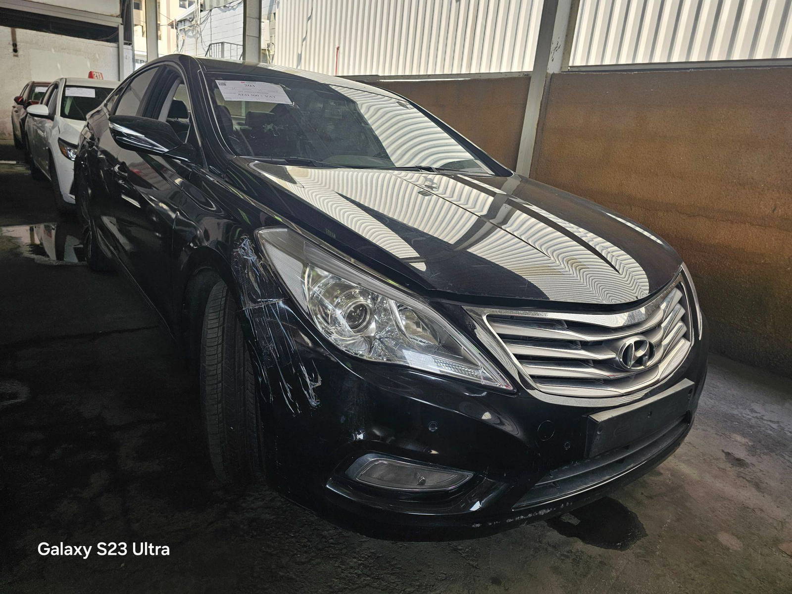 2011 HYUNDAI GRANDEUR — 267772 KM — Lot BBA063899 — Main - Marhaba Auctions Used Cars - Image 4