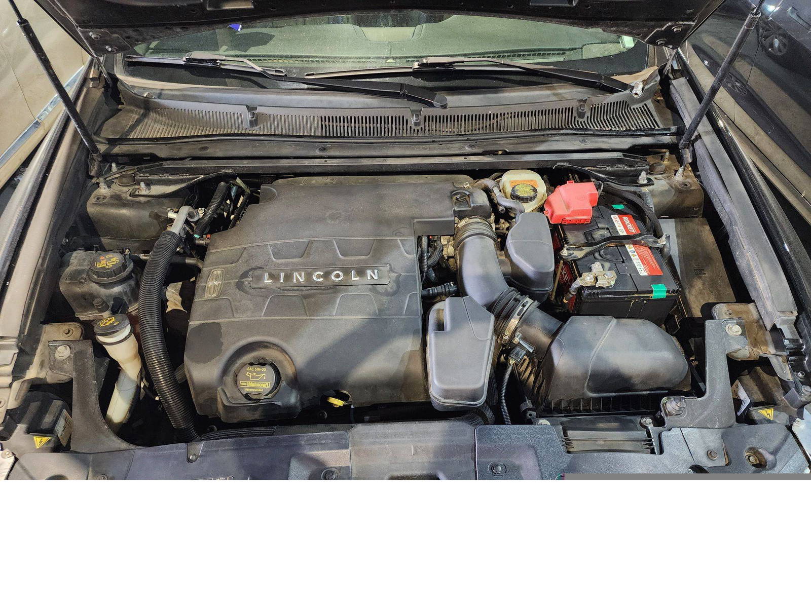 2013 LINCOLN MKS — 136179 KM — Lot 607189 — Main - Marhaba Auctions Used Cars - Image 14