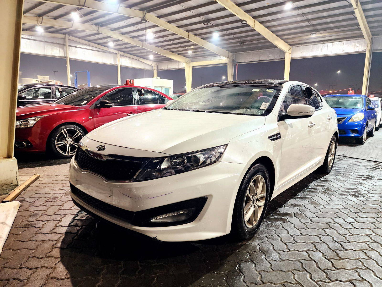 2011 KIA K5 — 95299 KM — Lot 166254 — Souq - Marhaba Auctions Used Cars - Image 5