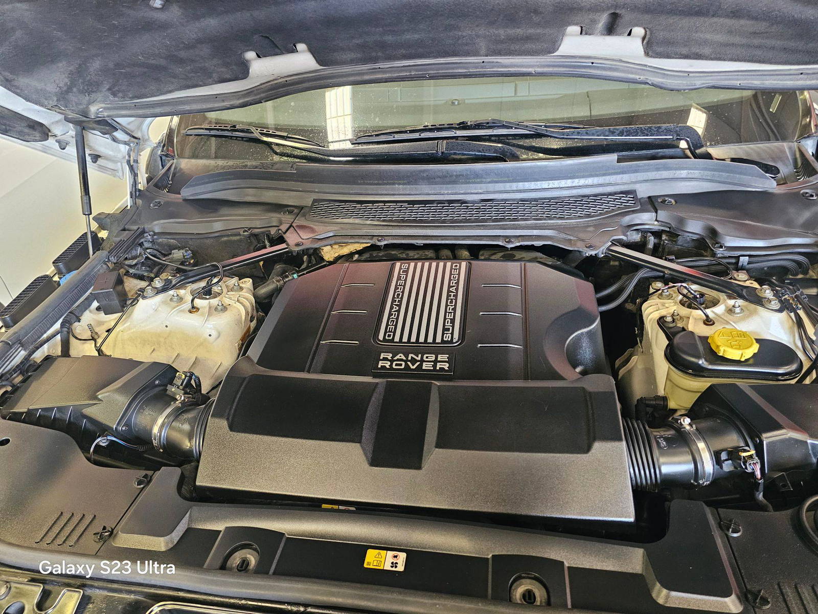 LAND ROVER RANGE ROVER SPORT 2014 - Marhaba Auction Used Cars - Image 12