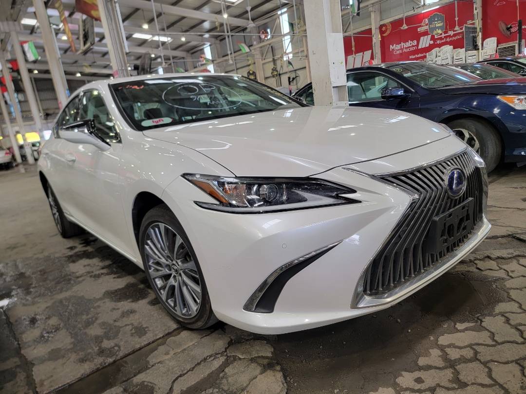 2020 LEXUS ES 300H — 54292 Miles — Lot 37553716 - Marhaba Auctions Used Cars - Image 8