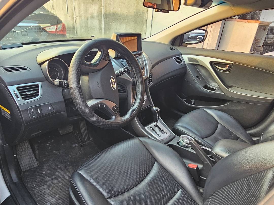 2014 HYUNDAI AVANTE — 151511 KM — Lot 848437 — Ind. 12 - Marhaba Auctions Used Cars - Image 8
