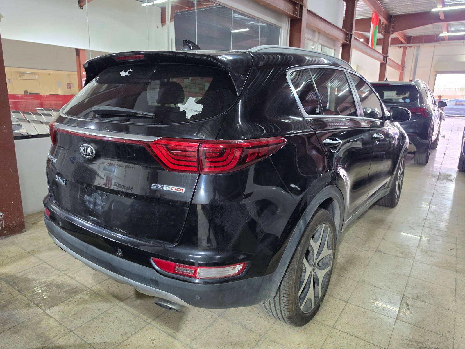 2017 KIA SPORTAGE — 121927 Miles — Lot 77515465 — Oman Yard - Marhaba Auctions Used Cars - Image 5