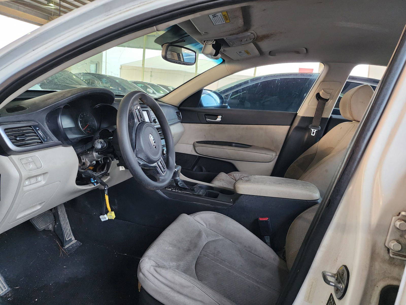 2016 KIA OPTIMA — Lot 39228 — Souq - Marhaba Auctions Used Cars - Image 8