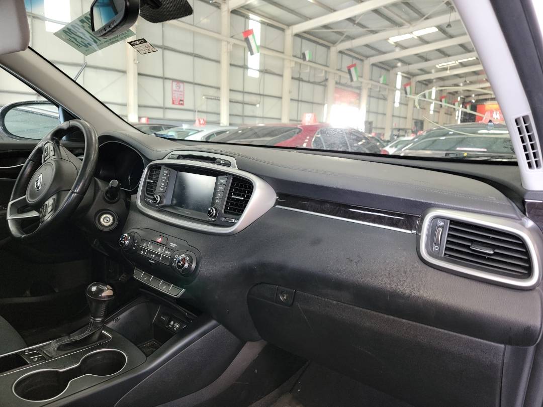2017 KIA SORENTO — 285121 Miles — Lot HG291308 - Marhaba Auctions Used Cars - Image 5