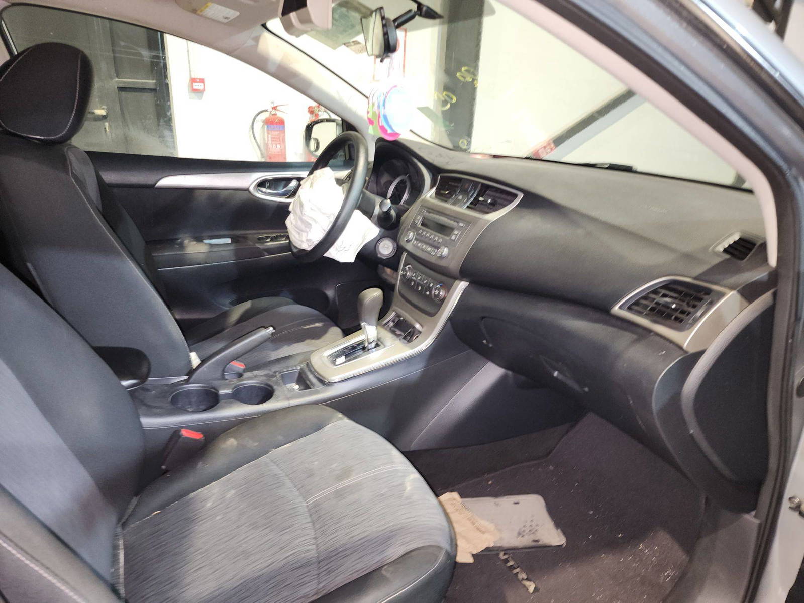 2014 NISSAN SENTRA — 125586 Miles — Lot 52953184 — Ind. 12 - Marhaba Auctions Used Cars - Image 9