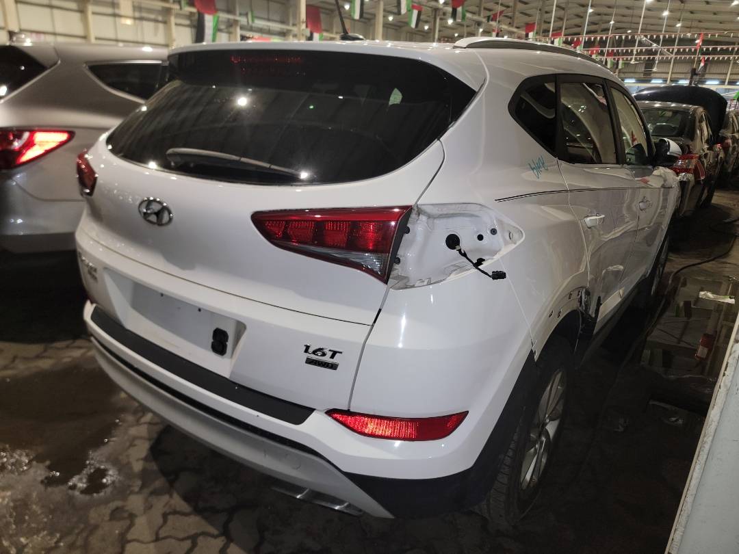2017 HYUNDAI TUCSON — 52462 Miles — Lot 45210510521 - Marhaba Auctions Used Cars - Image 5