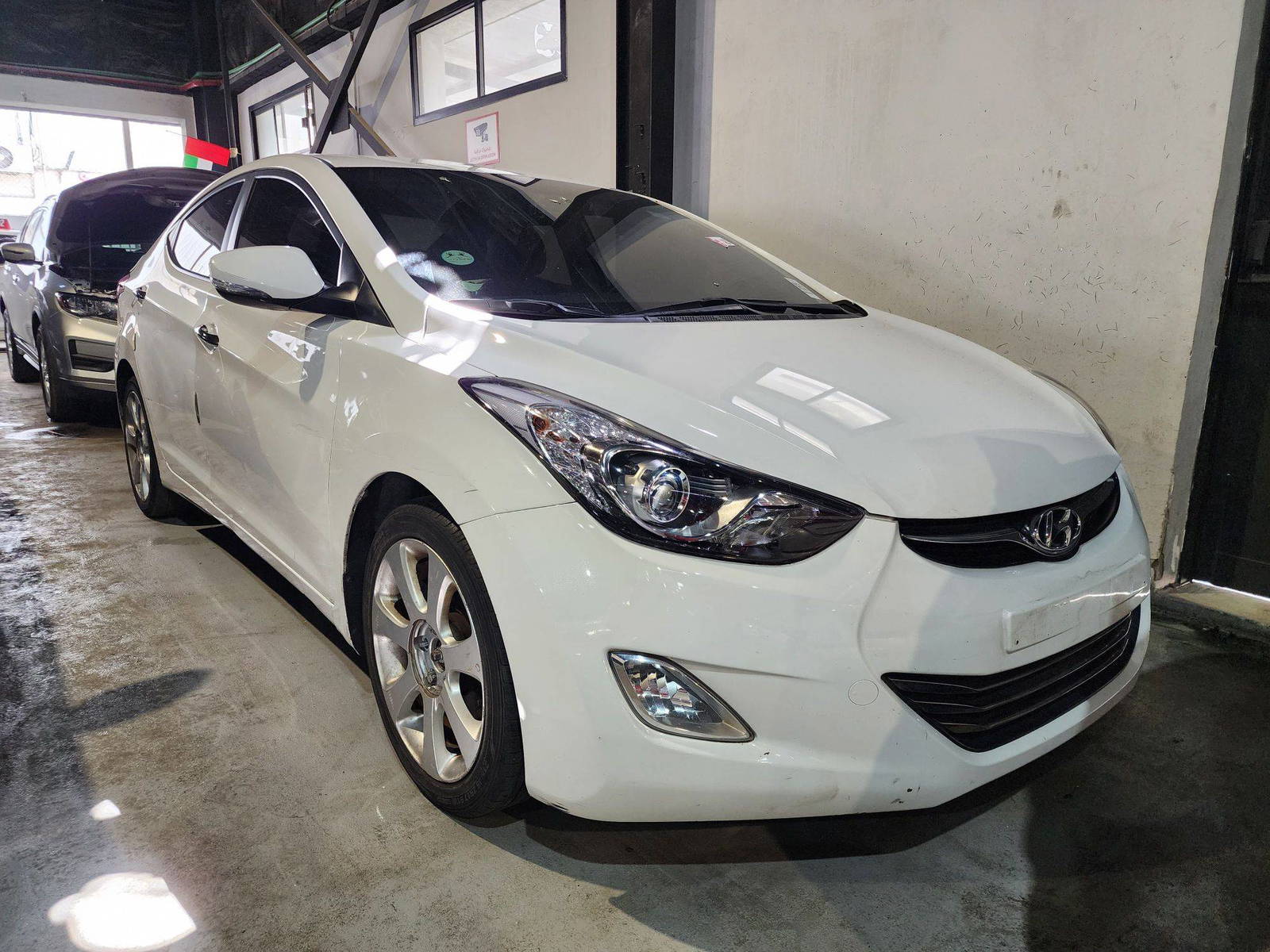 2011 HYUNDAI AVANTE — 200353 KM — Lot 049282 — Main - Marhaba Auctions Used Cars - Image 3