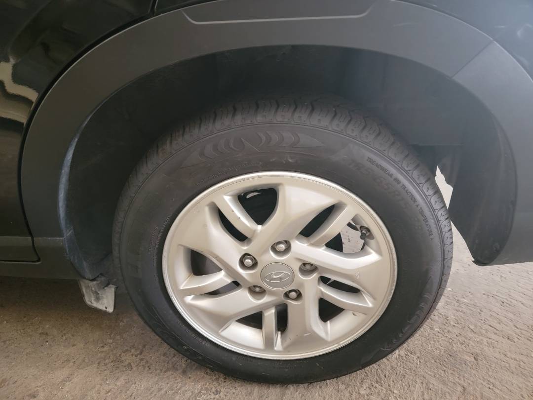 2021 HYUNDAI VENUE SEL — 51298 Miles — Lot 42619014 — Ind. 12 - Marhaba Auctions Used Cars - Image 11