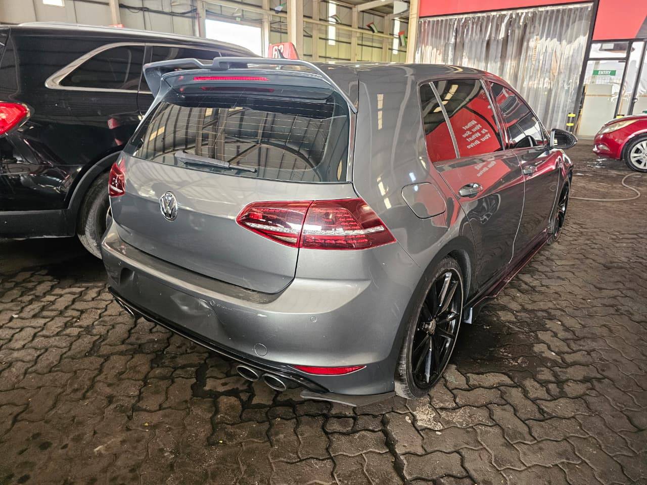 2016 VOLKSWAGEN GOLF GT — 225558 KM — Lot GW307071 — Main - Marhaba Auctions Used Cars - Image 4