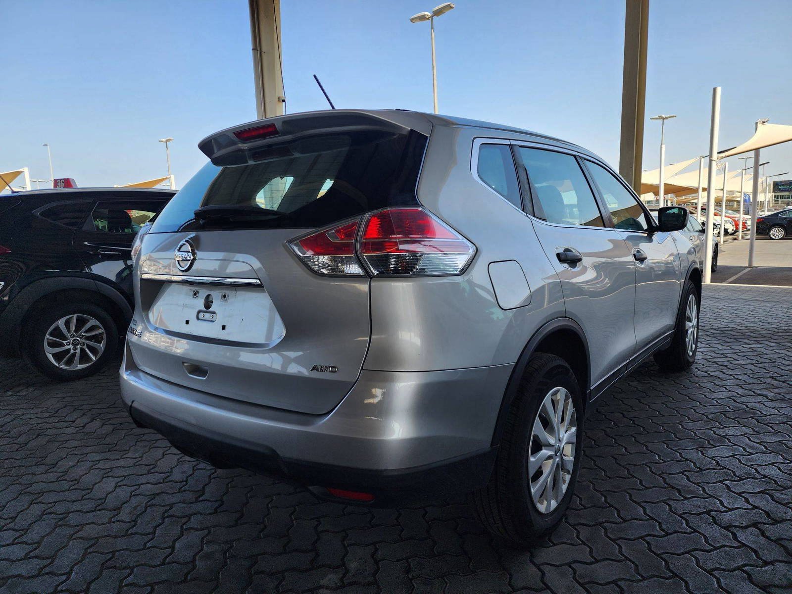 2016 NISSAN ROGUE — 135989 Miles — Lot GC763775 — Souq - Marhaba Auctions Used Cars - Image 3