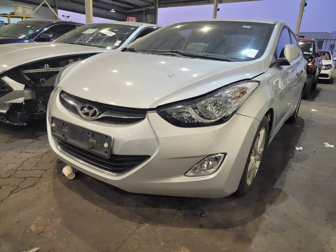 2012 HYUNDAI AVANTE — 175575 KM — Lot 345029 — Main - Marhaba Auctions Used Cars - Image 5