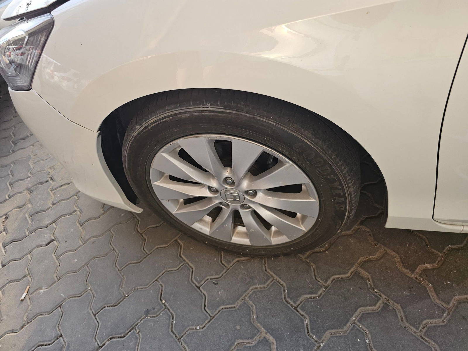 2015 HONDA ACCORD — 144963 KM — Lot 0FA510027 — Souq - Marhaba Auctions Used Cars - Image 10