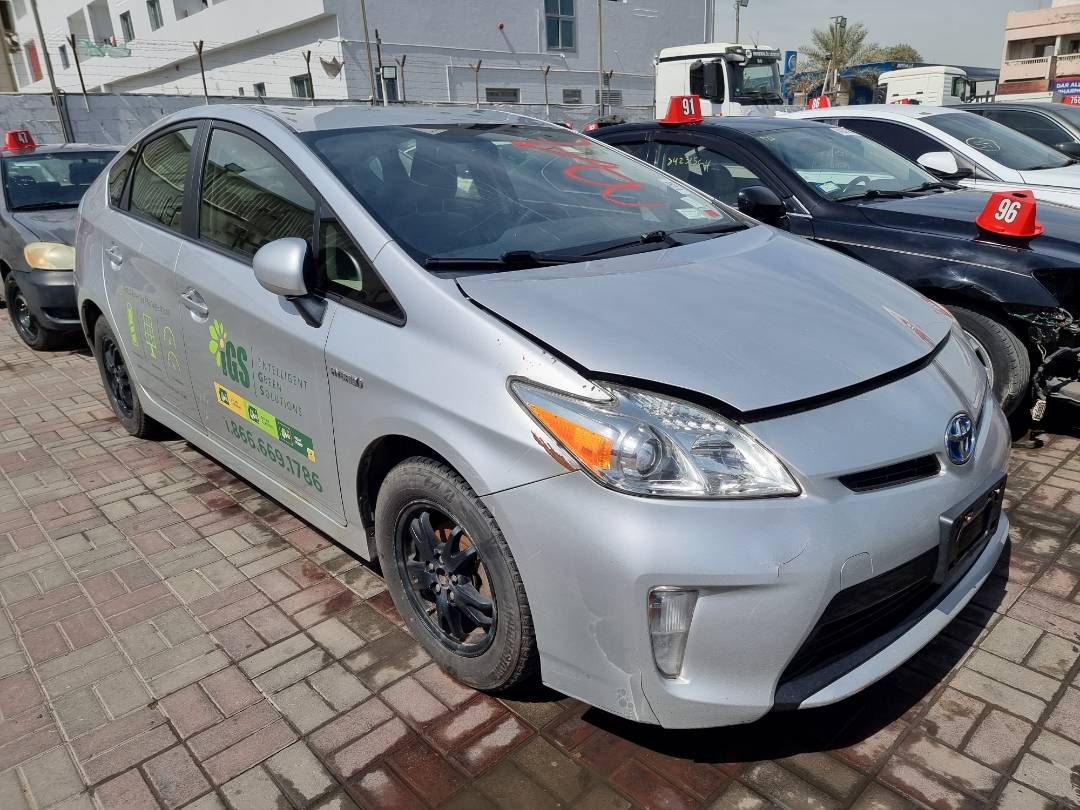2014 TOYOTA PRIUS — 220599 Miles — Lot 215487 — Ind. 12 - Marhaba Auctions Used Cars - Image 3
