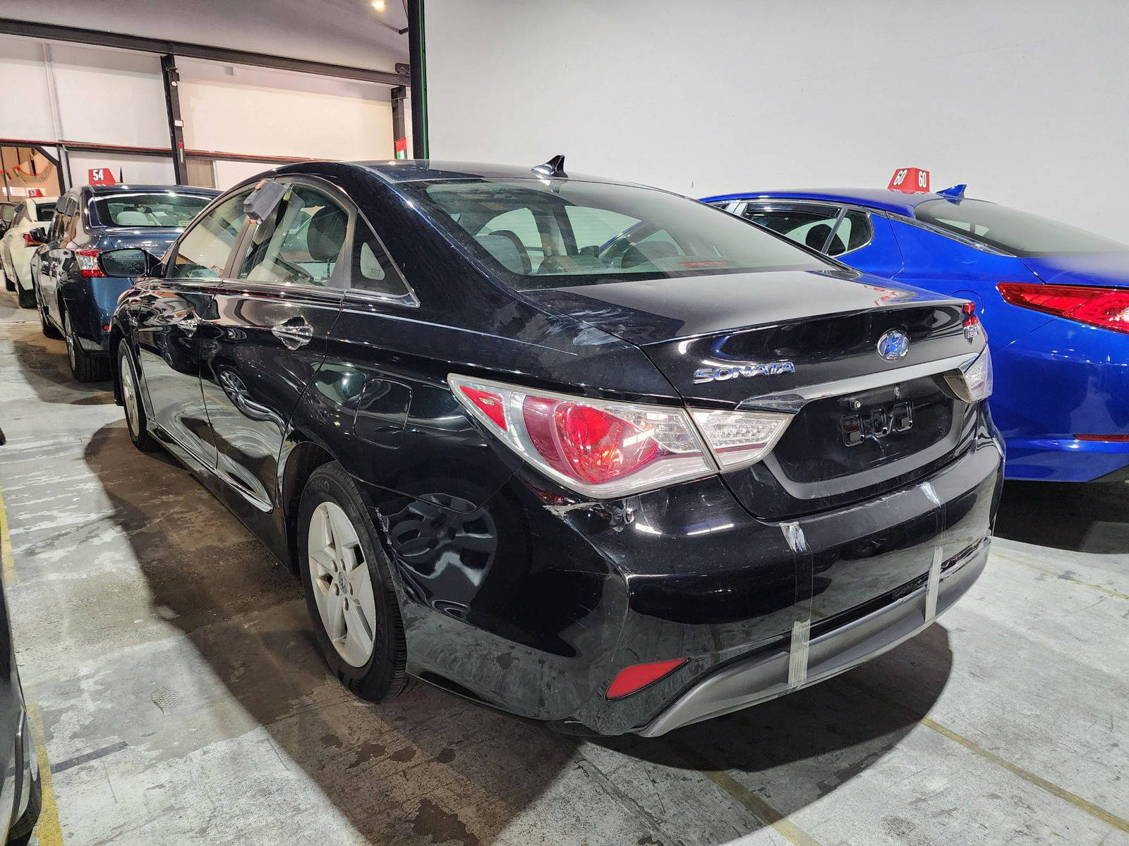 2011 HYUNDAI SONATA — 198658 Miles — Lot 001966 — Main - Marhaba Auctions Used Cars - Image 4