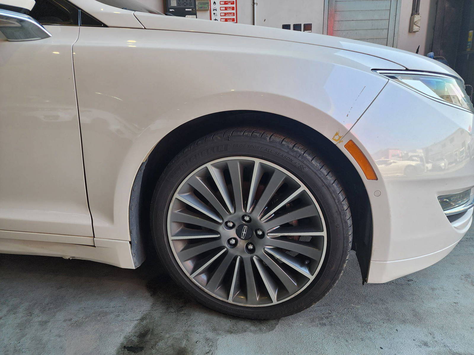2015 LINCOLN MKZ — 140729 KM — Lot 5678 — Souq - Marhaba Auctions Used Cars - Image 14