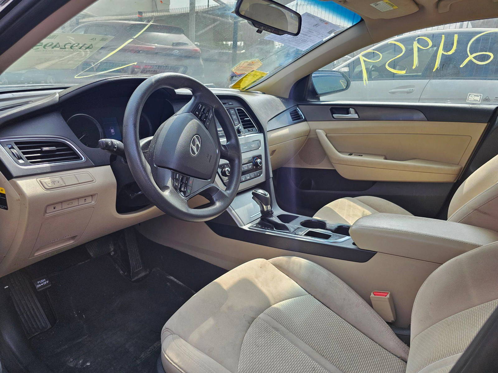 2015 HYUNDAI SONATA — 161317 Miles — Lot H063220 — Souq - Marhaba Auctions Used Cars - Image 8