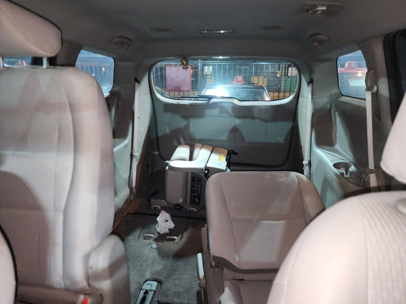 2016 KIA SEDONA — 160020 Miles — Lot 43778484 — Main - Marhaba Auctions Used Cars - Image 9