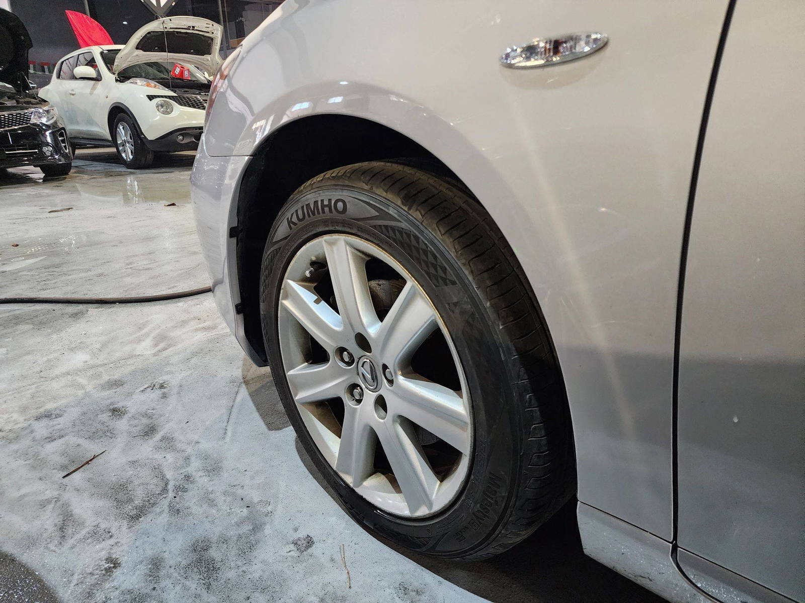 2009 LEXUS ES 350 — 215235 KM — Lot 335774 — Souq - Marhaba Auctions Used Cars - Image 14
