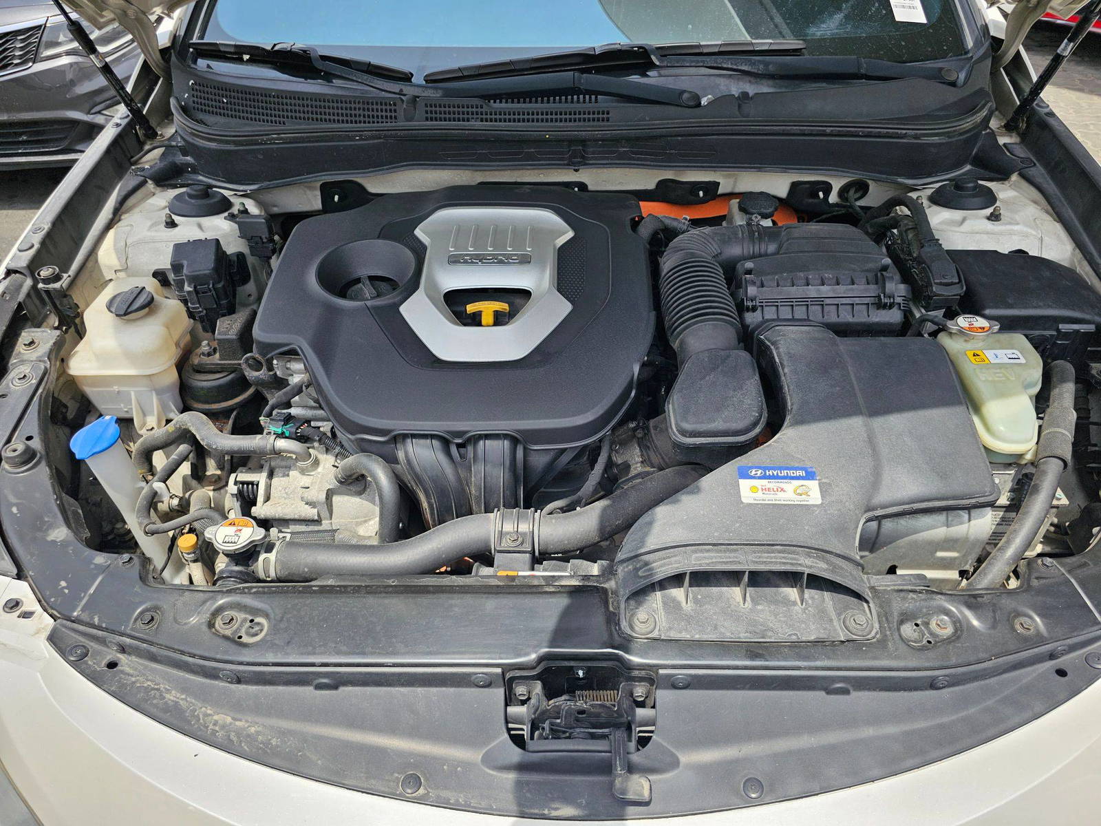2012 HYUNDAI SONATA — 194143 KM — Lot A026891 — Souq - Marhaba Auctions Used Cars - Image 10