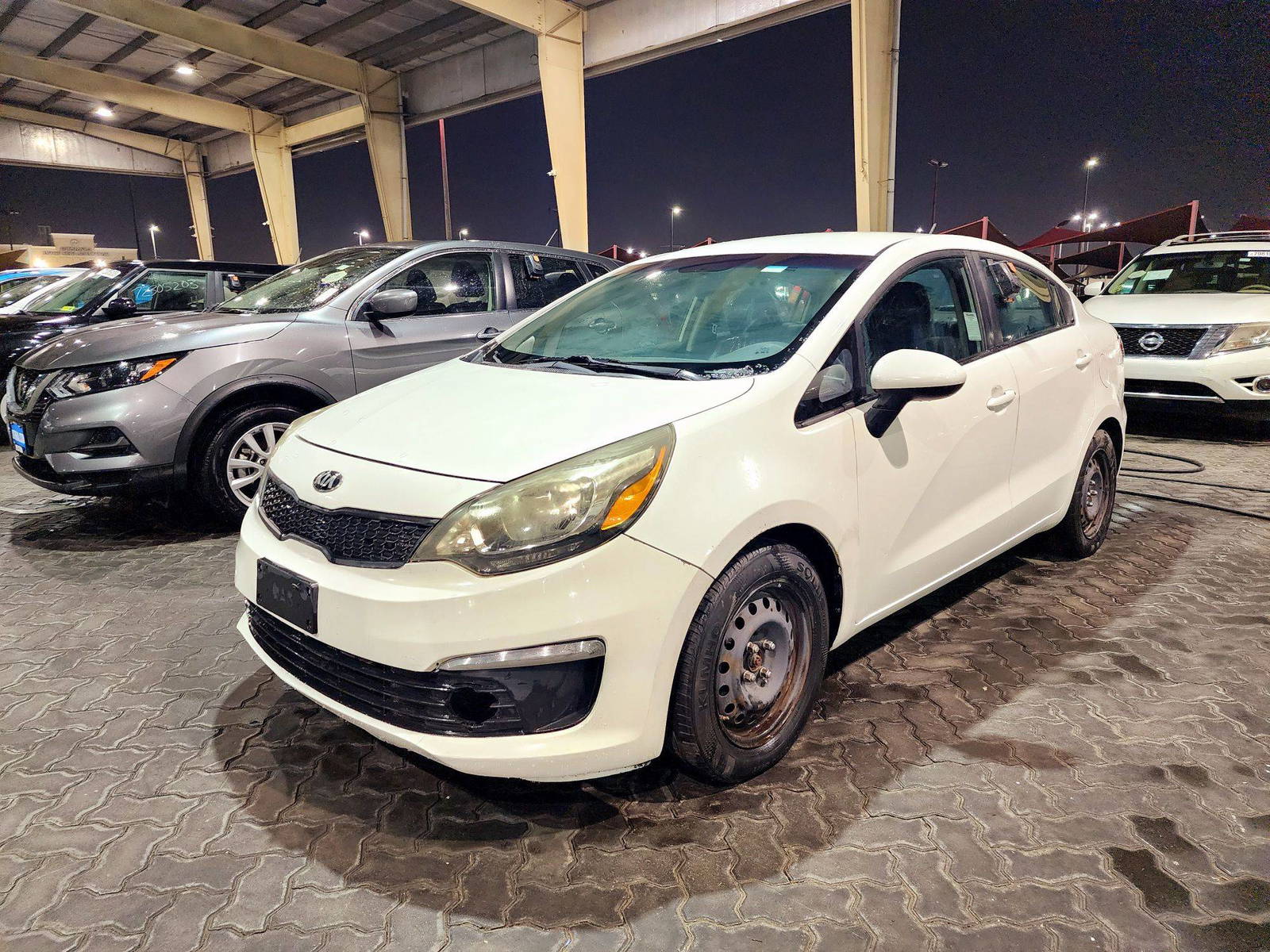 2017 KIA RIO — 149477 Miles — Lot 4A34H6016116 — Souq - Marhaba Auctions Used Cars - Image 5