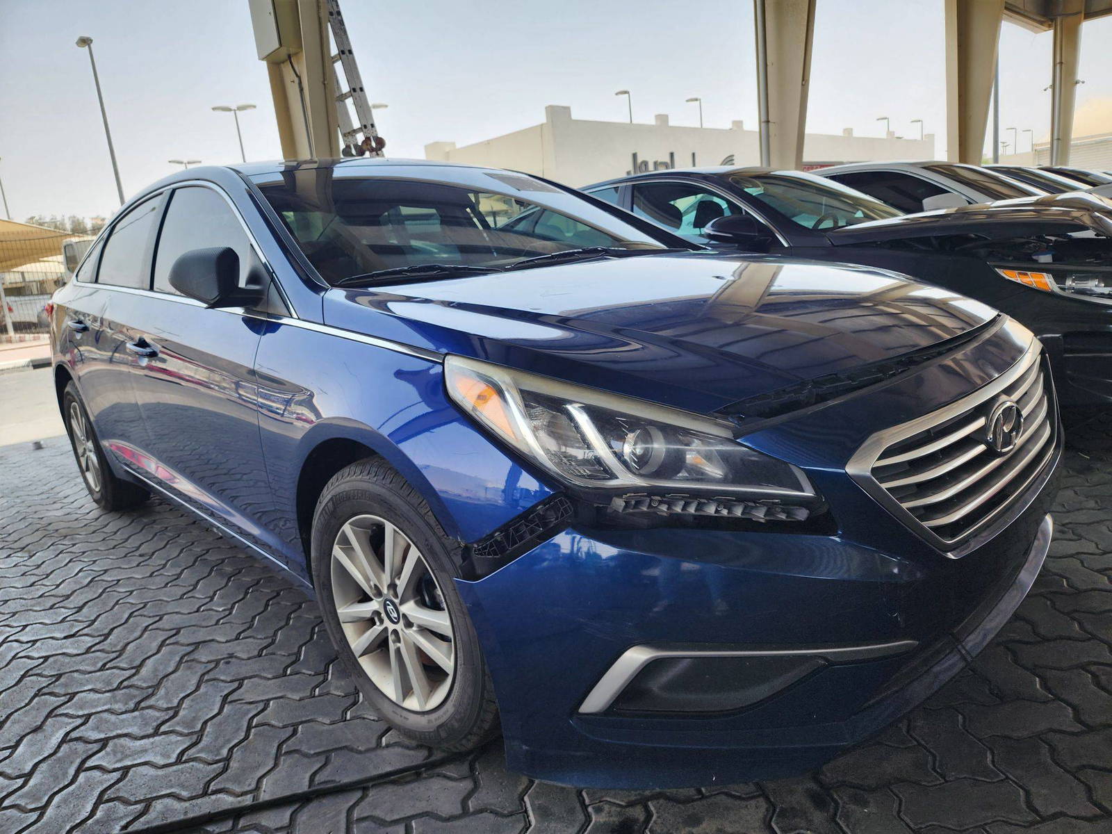 2017 HYUNDAI SONATA — 148205 Miles — Lot 38995750 — Souq - Marhaba Auctions Used Cars - Image 6