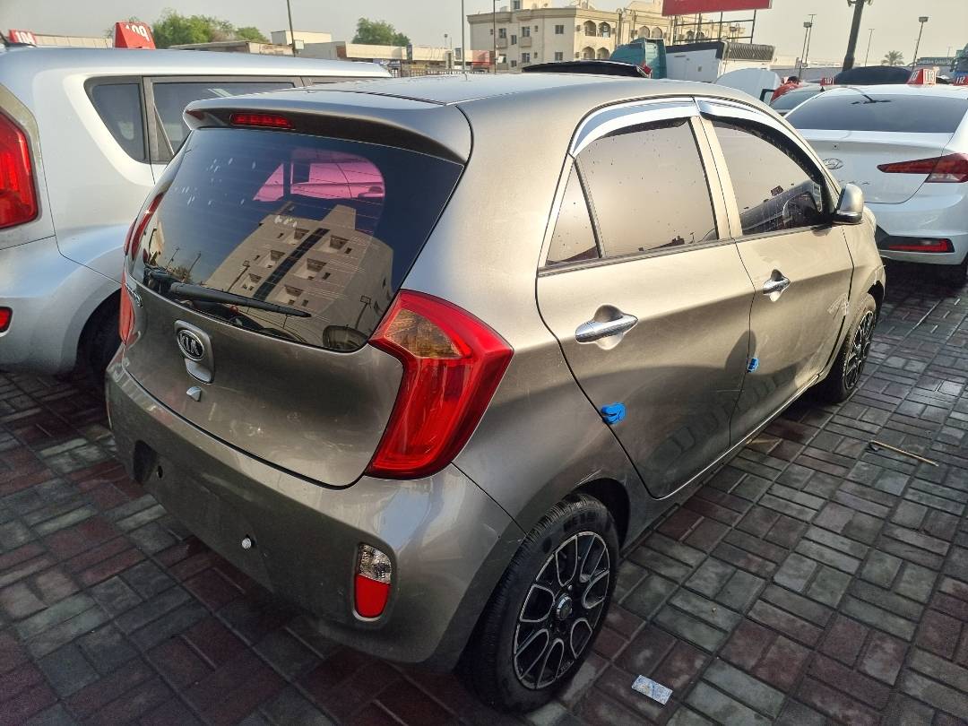 2013 KIA MORNING — 262429 KM — Lot 215487 — Souq - Marhaba Auctions Used Cars - Image 4