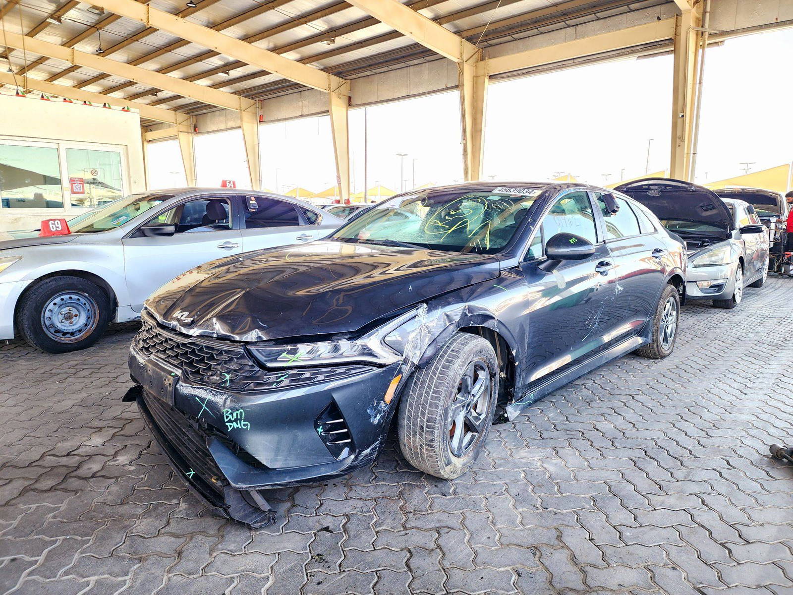 2022 KIA K5 — 45951 Miles — Lot 112909 — Souq - Marhaba Auctions Used Cars - Image 5
