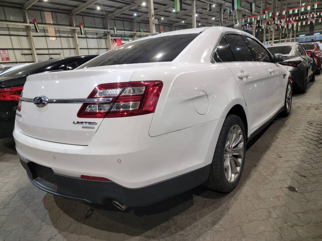 2016 FORD TAURUS — 120123 KM — Lot GG143902 — Main - Marhaba Auctions Used Cars - Image 4