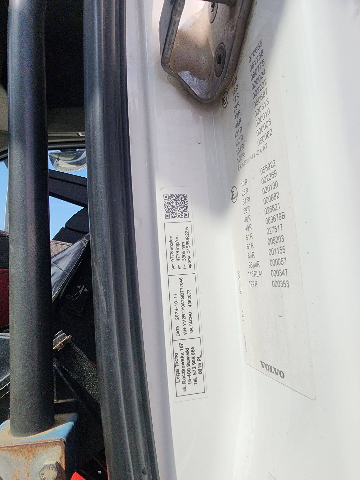 VOLVO FH-Series 2016 - Marhaba Auction Used Cars - Image 14