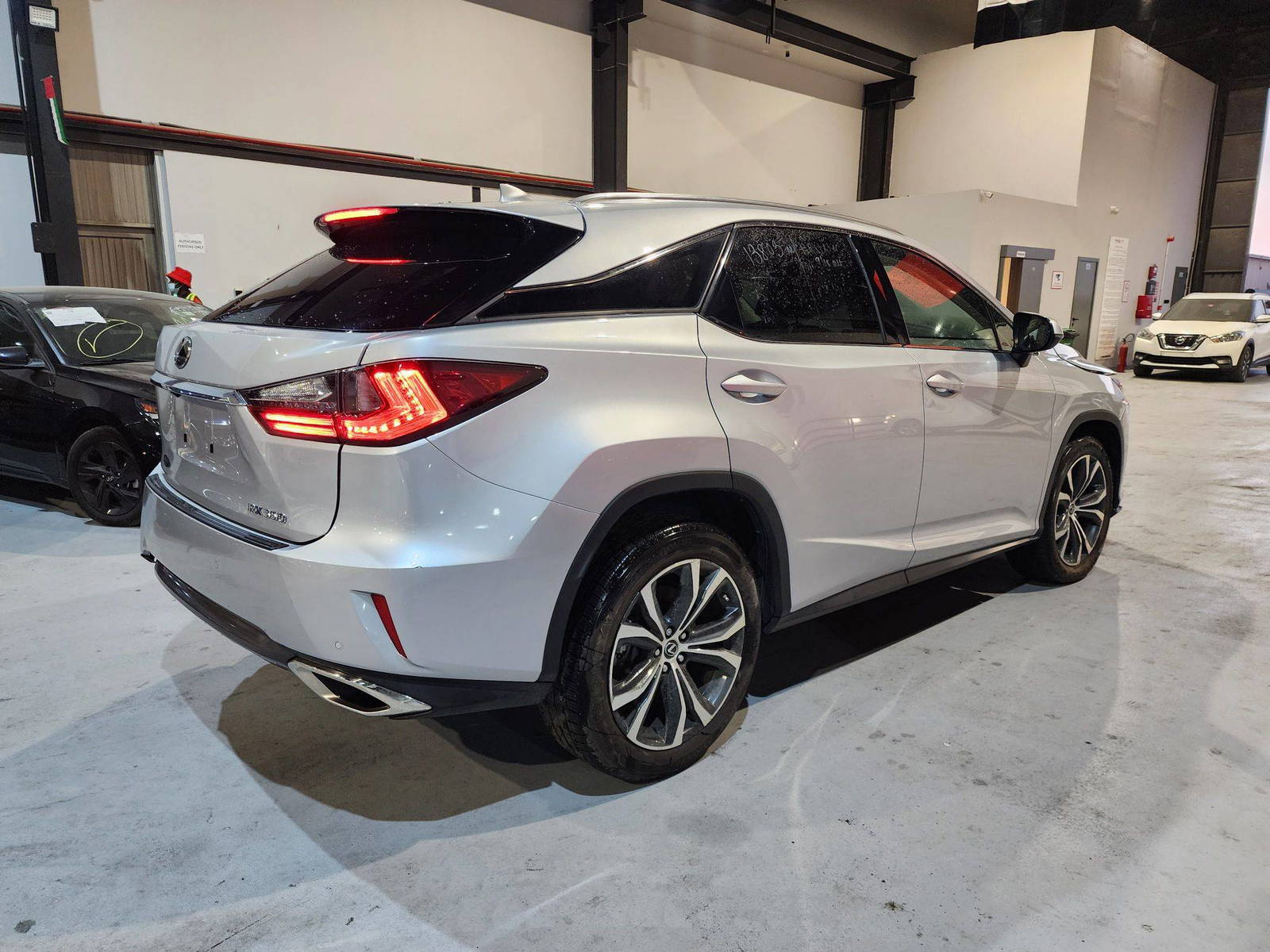 2019 LEXUS RX 350 — 46292 Miles — Lot 43161 — Al Quoz - Marhaba Auctions Used Cars - Image 3