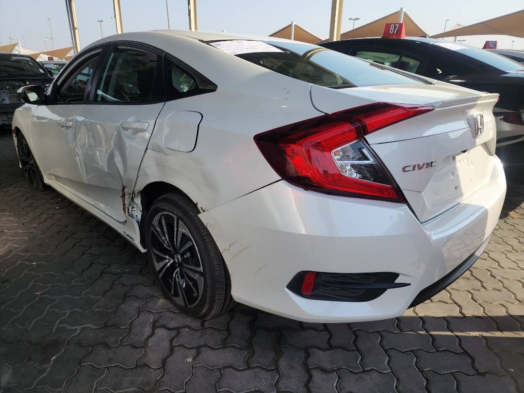 2017 HONDA CIVIC — 148780 KM — Lot 36993194 — Souq - Marhaba Auctions Used Cars - Image 10