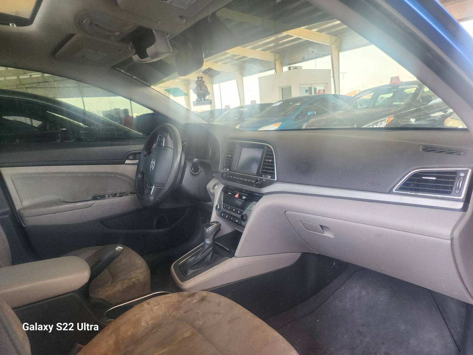 2018 HYUNDAI ELANTRA — 76060 Miles — Lot 38556551 - Marhaba Auctions Used Cars - Image 7