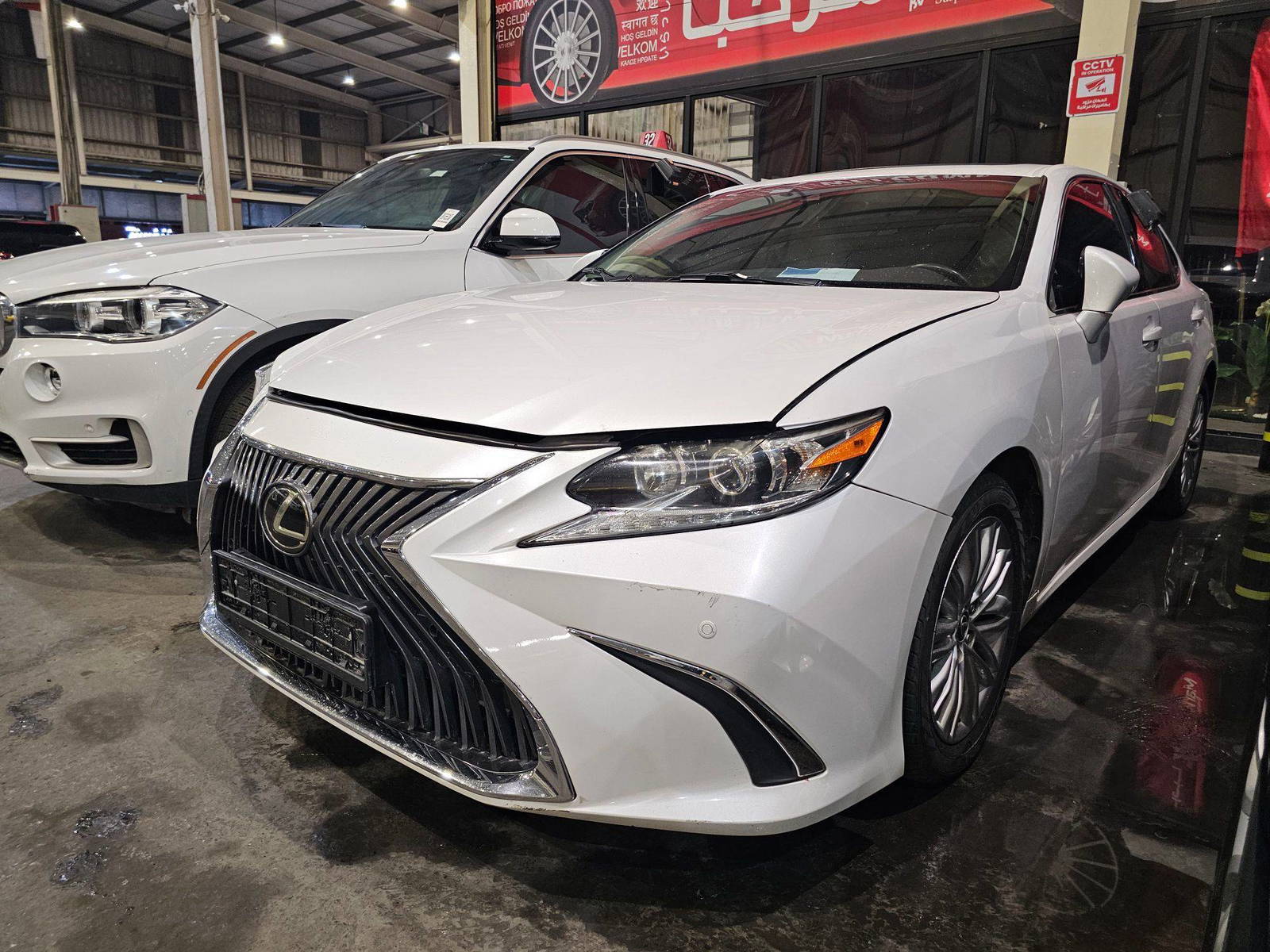 LEXUS ES 300 2018 - Marhaba Auction Used Cars - Image 3