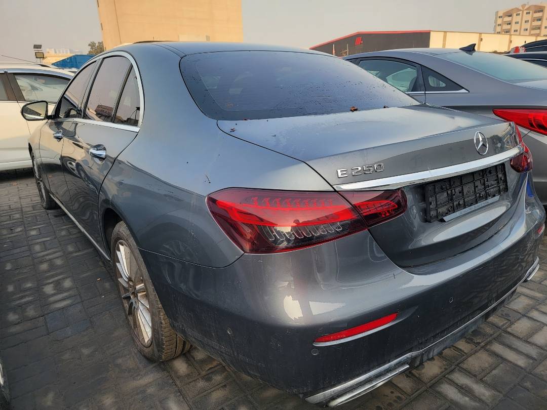 2021 MERCEDES BENZ E-250 — 70716 KM — Lot A887106 — Main - Marhaba Auctions Used Cars - Image 5