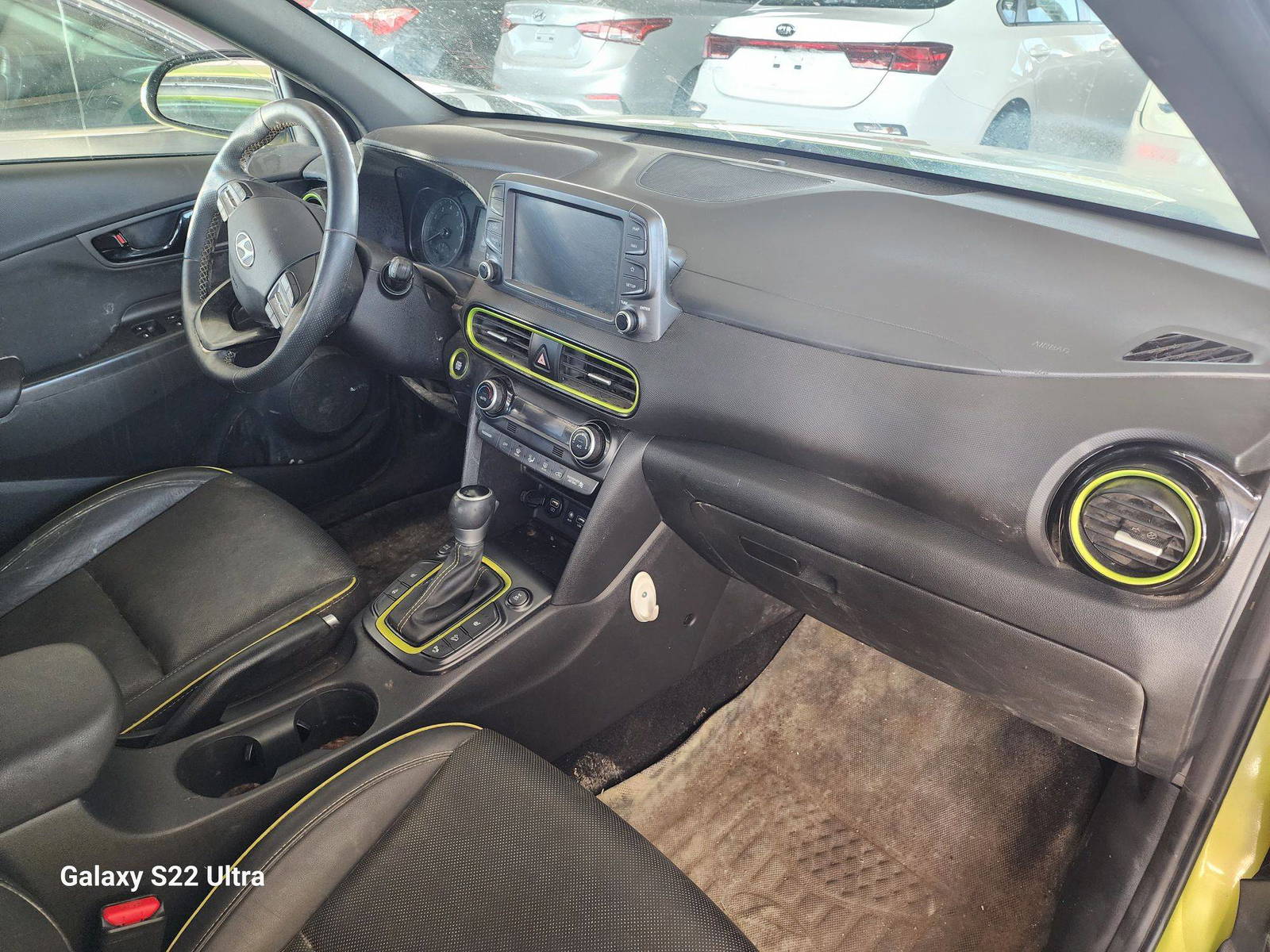 2019 HYUNDAI KONA — 119490 KM — Lot 29132 — Souq - Marhaba Auctions Used Cars - Image 4